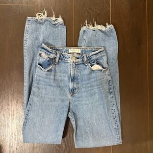 90s relaxed jean